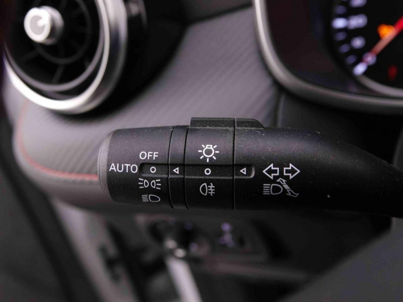 Photo 13 de l'offre de MG Motor ZS 1.5 VTi Comfort à 18835€ chez Carlyss automobiles Vitré