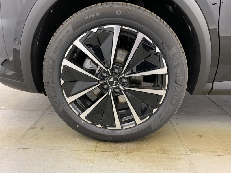 Photo 21 de l'offre de DS DS7 BlueHDi 130 EAT8 Pallas à 33598€ chez Carlyss automobiles Vitré