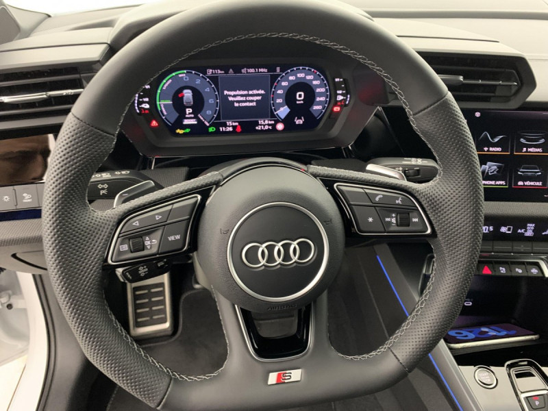 Photo 24 de l'offre de Audi A3 ALLSTREET TFSI e Hybride rechargeable 204 S tronic 6 Design à 42998€ chez Carlyss automobiles Vitré