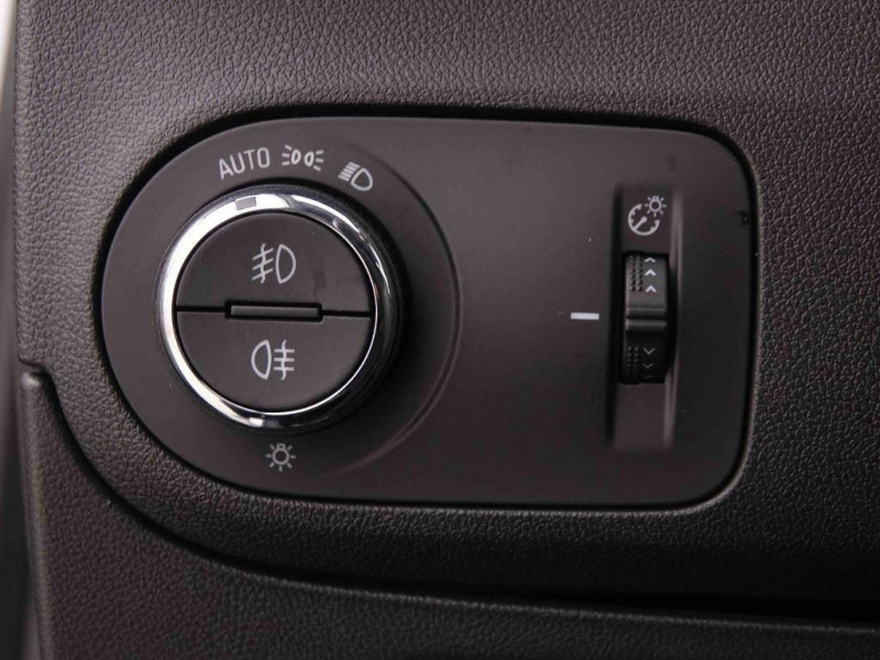 Photo 4 de l'offre de OPEL Crossland 1.2 Turbo 110 ch Elegance à 19298€ chez Carlyss automobiles Vitré