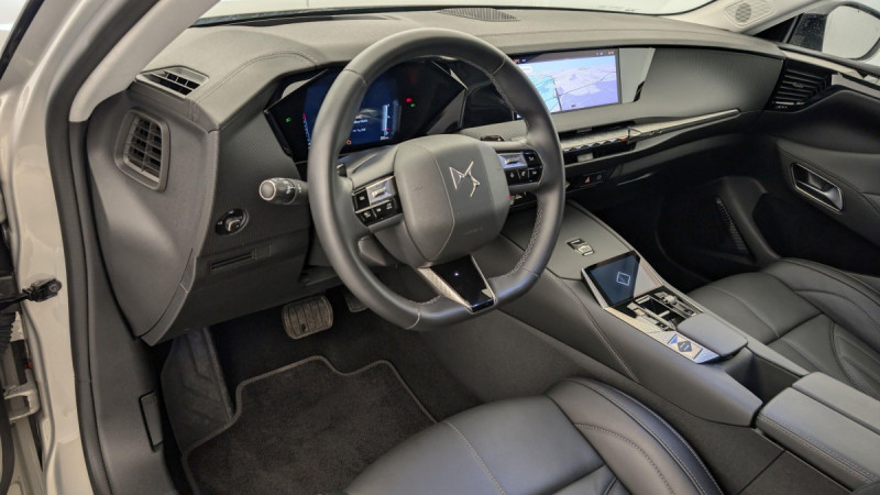 Photo 15 de l'offre de DS DS4 PureTech 130 EAT8 Rivoli à 22018€ chez Carlyss automobiles Vitré