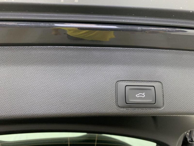 Photo 12 de l'offre de Cupra Terramar 1.5 eTSI Hybrid 150 ch DSG7 V à 36998€ chez Carlyss automobiles Vitré