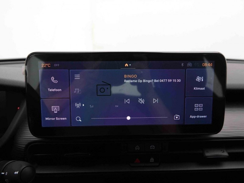 Photo 9 de l'offre de Jeep Avenger 1.2 MHEV 110 DCT6 Longitude à 26522€ chez Carlyss automobiles Vitré