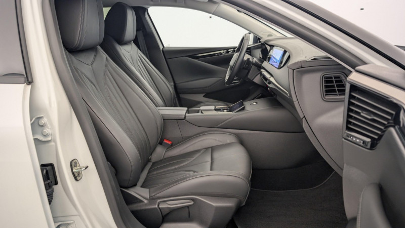 Photo 9 de l'offre de DS DS4 PureTech 130 EAT8 Rivoli à 22452€ chez Carlyss automobiles Vitré