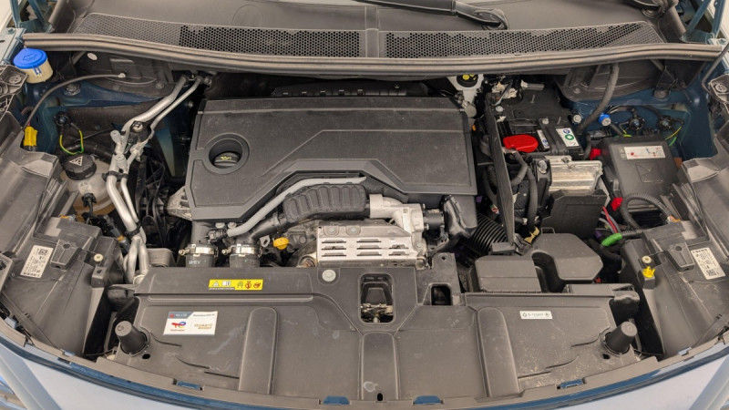 Photo 21 de l'offre de PEUGEOT 3008 Hybrid 136 e-DCS6 Allure Pack à 27562€ chez Carlyss automobiles Vitré