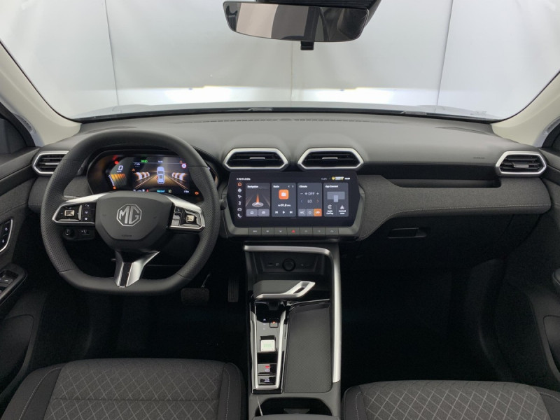 Photo 13 de l'offre de MG Motor ZS 1.5 L Hybrid+ 197 ch Comfort à 21998€ chez Carlyss automobiles Vitré