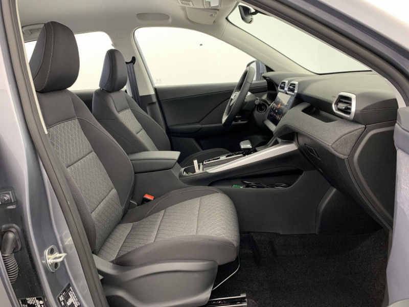 Photo 9 de l'offre de MG Motor ZS 1.5 L Hybrid+ 197 ch Comfort à 21998€ chez Carlyss automobiles Vitré