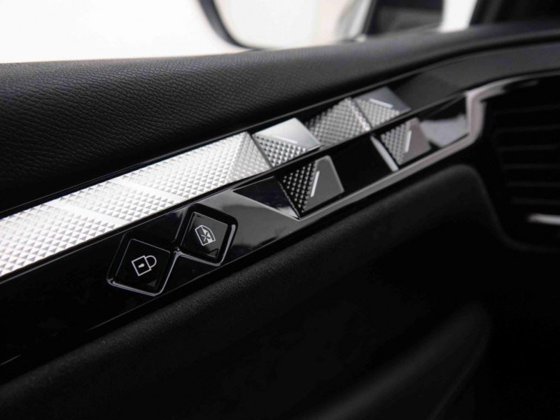 Photo 21 de l'offre de DS DS4 1.2 T 130 EAT8 Performance Line à 26198€ chez Carlyss automobiles Vitré