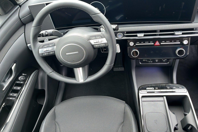 Photo 9 de l'offre de HYUNDAI Tucson 1.6 T-GDI 215 Hybrid BVA6 Creative à 34498€ chez Carlyss automobiles Vitré