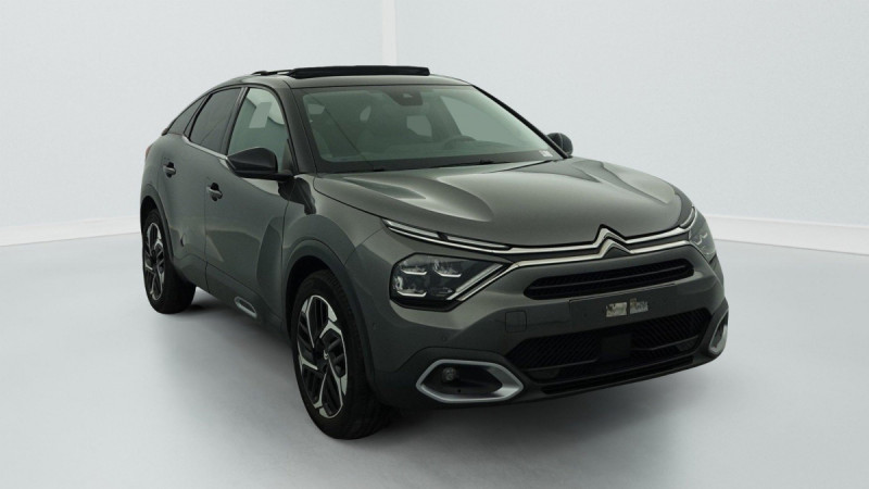 Photo 1 de l'offre de CITROEN C4 PureTech 130 S&S BVM6 Shine à 15514€ chez Carlyss automobiles Vitré