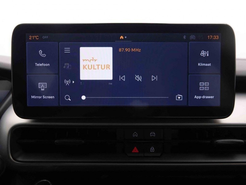 Photo 15 de l'offre de Jeep Avenger 1.2 MHEV 110 DCT6 Altitude à 27498€ chez Carlyss automobiles Vitré