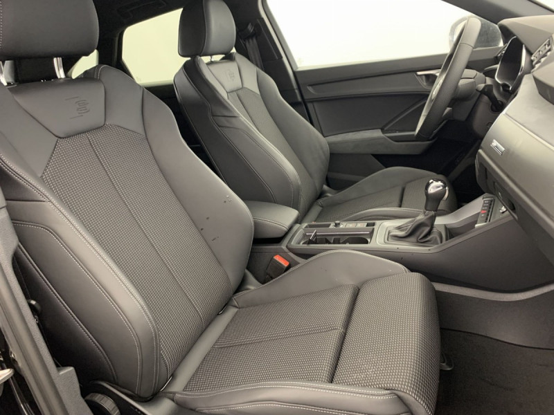 Photo 8 de l'offre de AUDI Q3 Sportback 35 TDI 150 ch S tronic 7 S line à 47498€ chez Carlyss automobiles Vitré