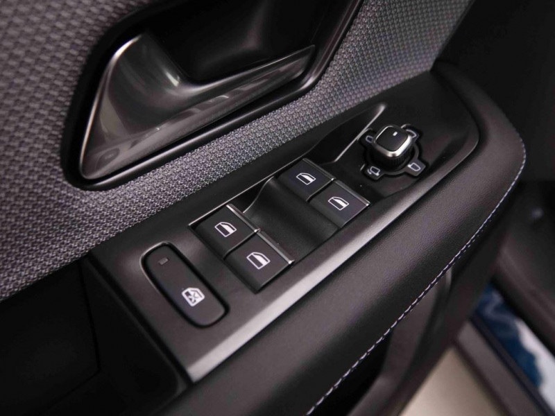 Photo 18 de l'offre de OPEL Grandland 1.2 T Hybrid 145 GS à 35898€ chez Carlyss automobiles Vitré