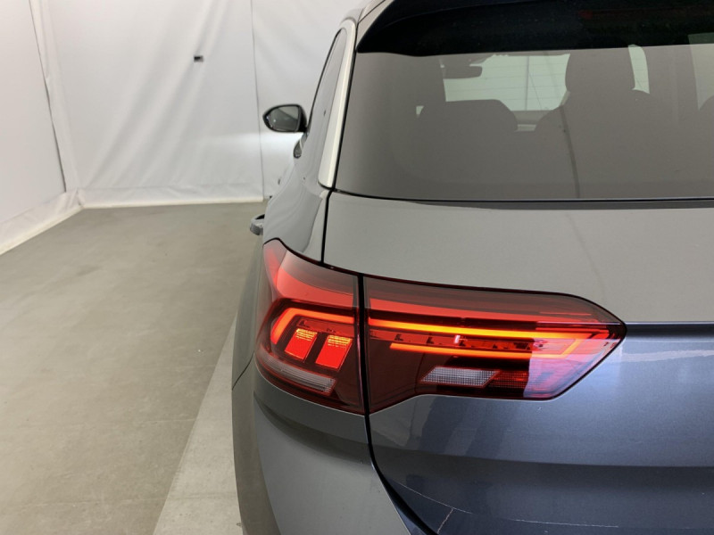 Photo 22 de l'offre de VOLKSWAGEN T-roc 2.0 TDI 150 Start/Stop DSG7 Life Plus à 32558€ chez Carlyss automobiles Vitré