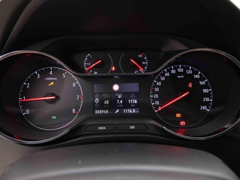 Photo 7 de l'offre de OPEL Crossland 1.2 T 110 Elegance à 19298€ chez Carlyss automobiles Vitré