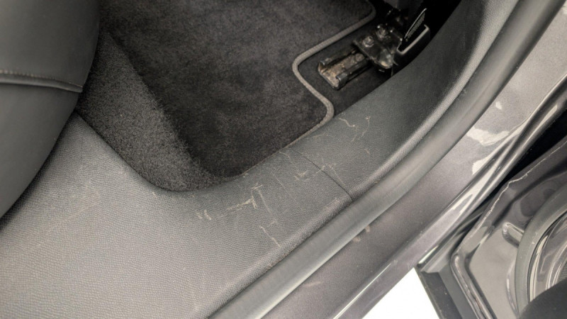 Photo 30 de l'offre de DS DS4 PureTech 130 EAT8 Rivoli à 23355€ chez Carlyss automobiles Vitré