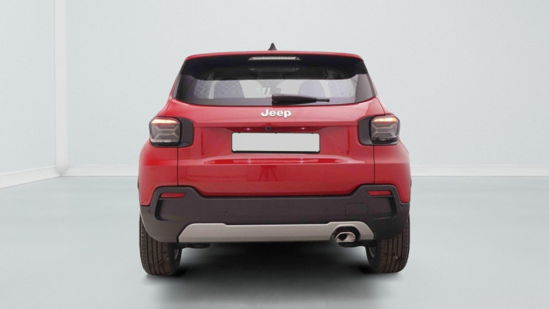 Photo 5 de l'offre de Jeep Avenger 1.2 MHEV 110 DCT6 Altitude à 27498€ chez Carlyss automobiles Vitré