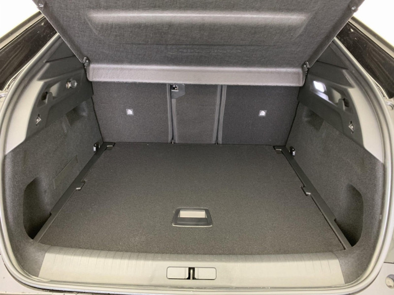 Photo 11 de l'offre de PEUGEOT 3008 Hybrid 145 e-DCS6 GT à 32958€ chez Carlyss automobiles Vitré