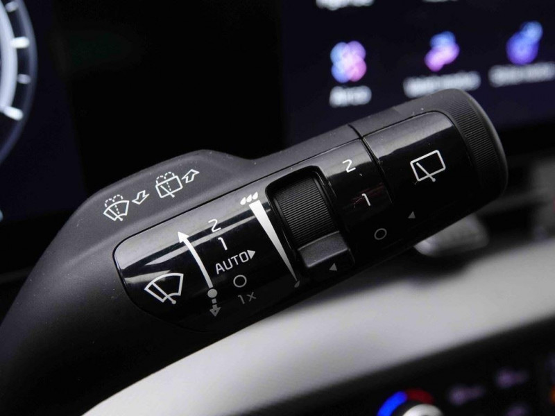 Photo 20 de l'offre de KIA SPORTAGE 1.6T-GDi HEV 215 GT-Line à 38906€ chez Carlyss automobiles Vitré