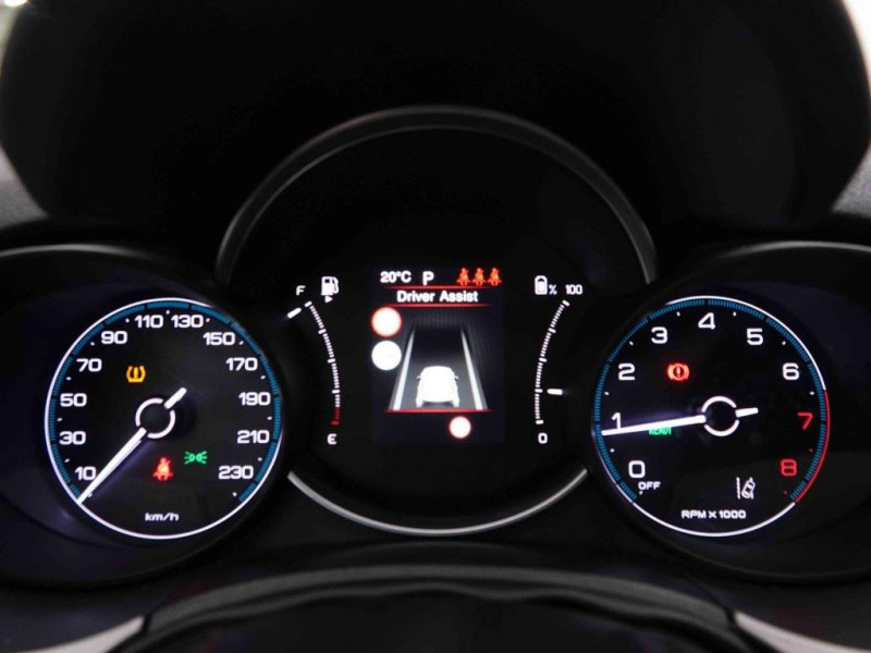 Photo 13 de l'offre de FIAT 500X 1.5 Hybrid 131 DCT Sport à 22743€ chez Carlyss automobiles Vitré