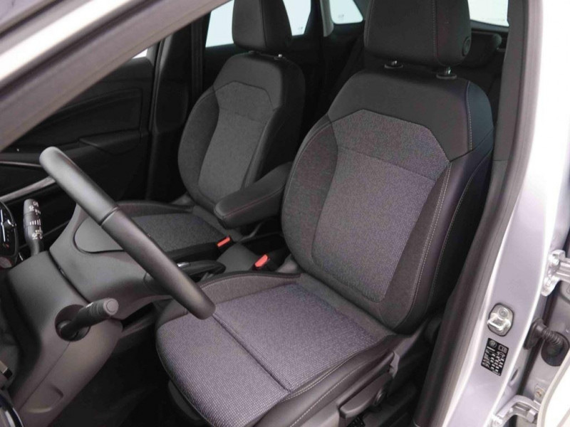 Photo 6 de l'offre de OPEL Crossland 1.2 T 110 Elegance à 19798€ chez Carlyss automobiles Vitré