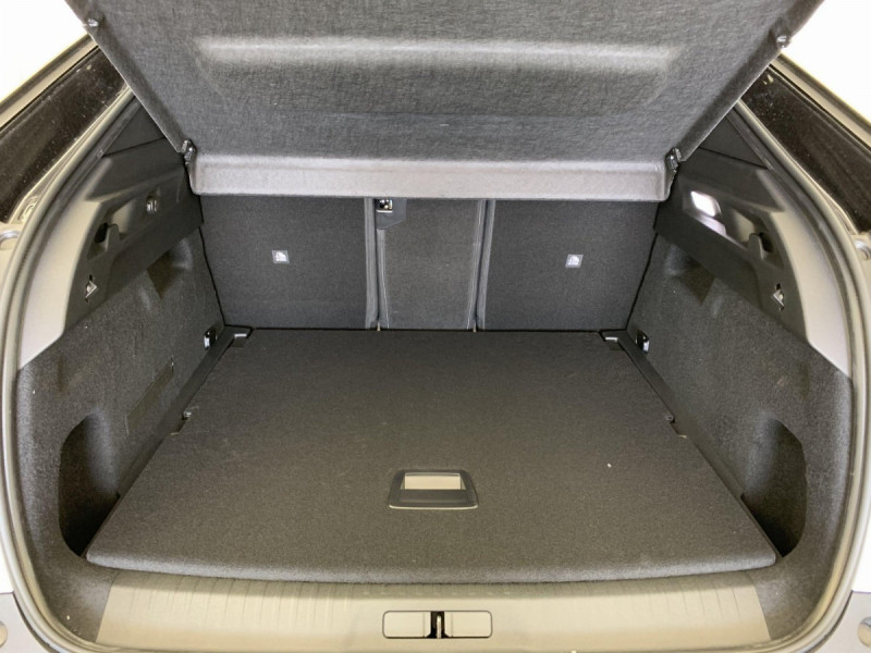 Photo 11 de l'offre de PEUGEOT 3008 Hybrid 145 e-DCS6 GT à 34998€ chez Carlyss automobiles Vitré