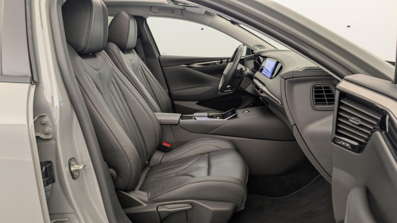 Photo 9 de l'offre de DS DS4 PureTech 130 EAT8 Cross Rivoli à 23638€ chez Carlyss automobiles Vitré