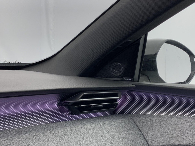 Photo 23 de l'offre de PEUGEOT 3008 Hybrid 145 e-DCS6 GT à 34998€ chez Carlyss automobiles Vitré