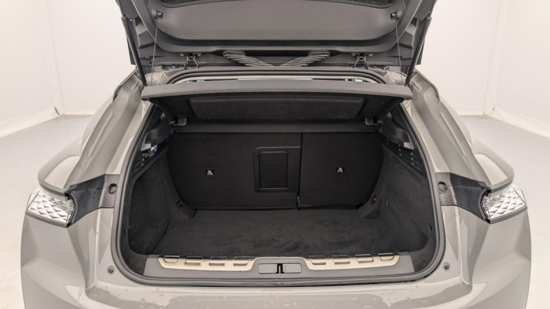 Photo 11 de l'offre de DS DS4 PureTech 130 EAT8 Rivoli à 24972€ chez Carlyss automobiles Vitré