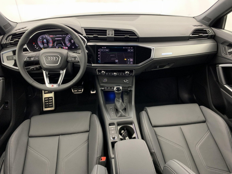 Photo 8 de l'offre de AUDI Q3 Sportback 35 TDI 150 ch S tronic 7 S line à 50098€ chez Carlyss automobiles Vitré