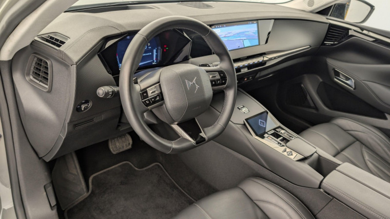 Photo 15 de l'offre de DS DS4 PureTech 130 EAT8 Rivoli à 23438€ chez Carlyss automobiles Vitré