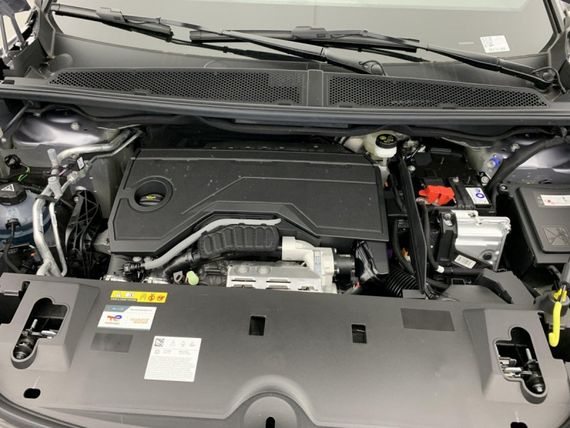 Photo 23 de l'offre de PEUGEOT 3008 Hybrid 145 e-DCS6 GT à 32958€ chez Carlyss automobiles Vitré