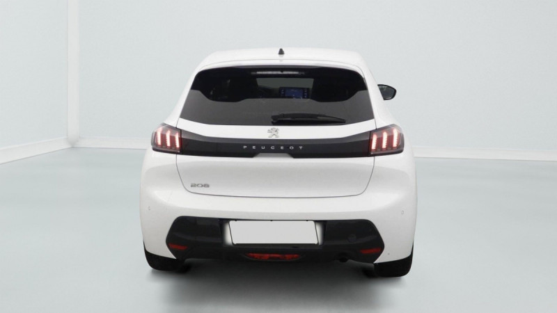 Photo 5 de l'offre de PEUGEOT 208 PureTech 100 S&S EAT8 Allure à 16598€ chez Carlyss automobiles Vitré