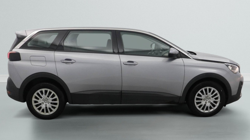 Photo 8 de l'offre de PEUGEOT 5008 PURETECH 130CH S&S BVM6 ACCES à 16598€ chez Carlyss automobiles Vitré