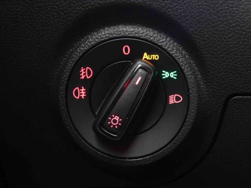 Photo 9 de l'offre de SEAT IBIZA 1.0 EcoTSI 115 FR à 21698€ chez Carlyss automobiles Vitré