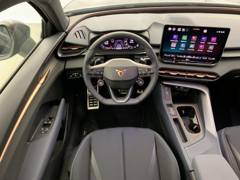 Photo 13 de l'offre de Cupra Terramar 1.5 eHybrid 204 ch DSG6 V à 40998€ chez Carlyss automobiles Vitré