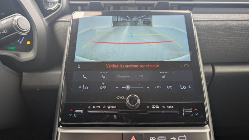 Photo 17 de l'offre de Lexus LBX 2WD Business à 31998€ chez Carlyss automobiles Vitré