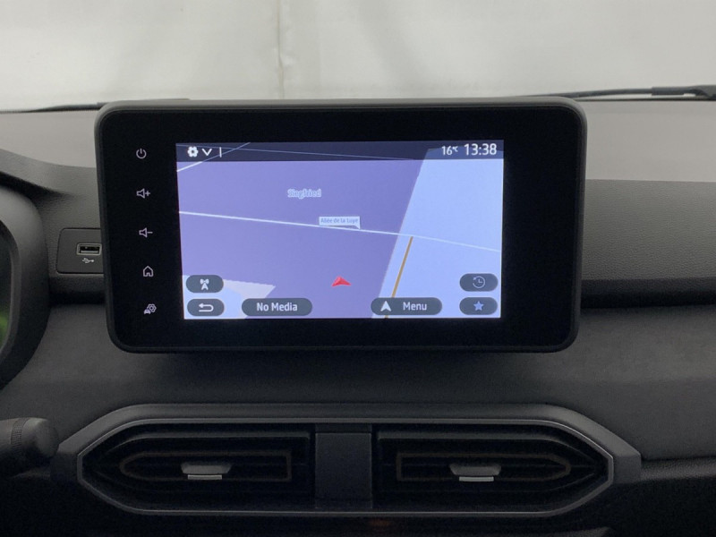 Photo 17 de l'offre de Dacia Jogger Hybrid 140 7 places GSR2 Extreme + à 25998€ chez Carlyss automobiles Vitré