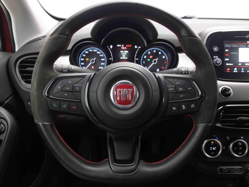 Photo 7 de l'offre de FIAT 500X 1.5 Hybrid 131 DCT Sport à 22743€ chez Carlyss automobiles Vitré