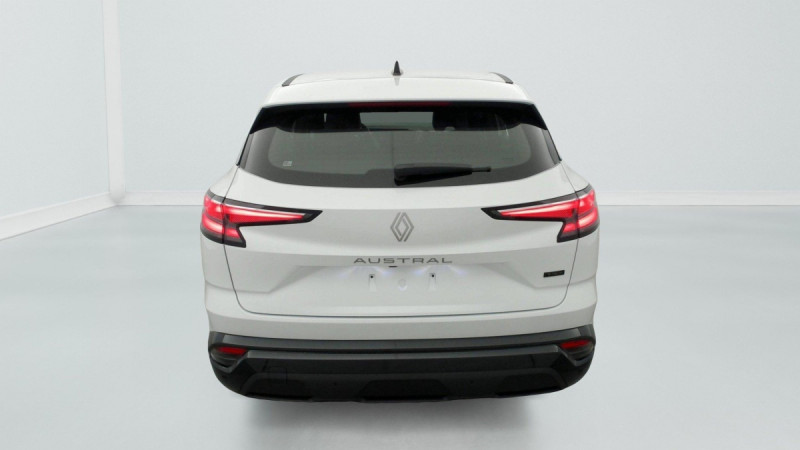 Photo 6 de l'offre de Renault AUSTRAL NOUVEAU FULL HYBRID E-TECH 200 CH EVOLUTION à 32598€ chez Carlyss automobiles Vitré