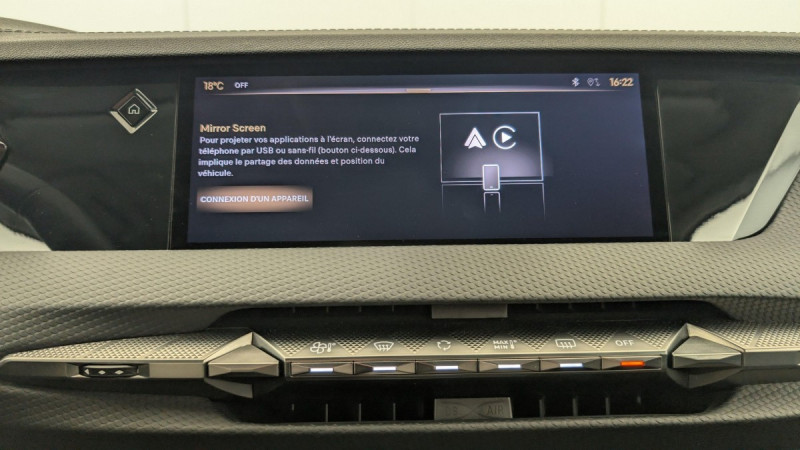 Photo 19 de l'offre de DS DS4 PureTech 130 EAT8 Rivoli à 23053€ chez Carlyss automobiles Vitré