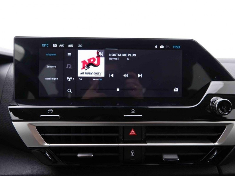 Photo 9 de l'offre de CITROEN C4 Hybrid 145 e-DCS6 MAX New model à 26926€ chez Carlyss automobiles Vitré