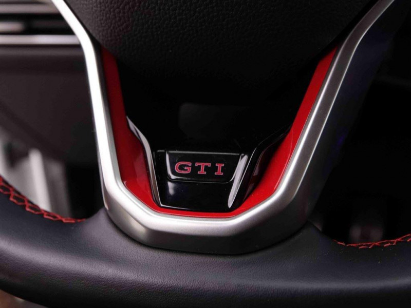 Photo 21 de l'offre de Volkswagen Golf GTi 2.0 TSi 300 DSG Clubsport à 39371€ chez Carlyss automobiles Vitré