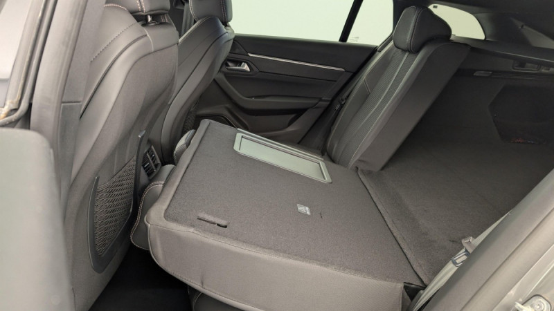 Photo 12 de l'offre de PEUGEOT 508 SW BlueHDi 130 ch S&S EAT8 Allure à 30998€ chez Carlyss automobiles Vitré
