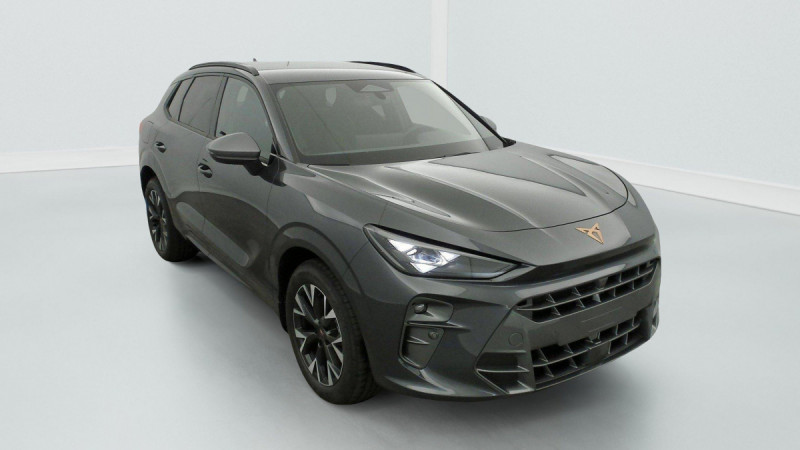 Photo 1 de l'offre de Cupra Terramar 1.5 eHybrid 204 ch DSG6 V à 40998€ chez Carlyss automobiles Vitré