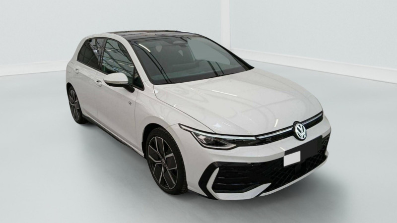 Photo 1 de l'offre de VOLKSWAGEN GOLF Golf 2.0 TDI 150 DSG7 R-Line à 37998€ chez Carlyss automobiles Vitré
