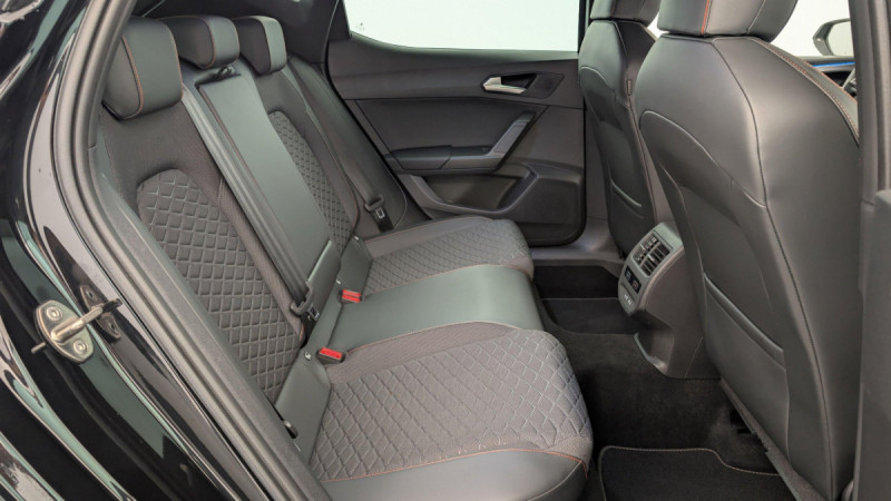 Photo 10 de l'offre de SEAT Leon E-HYBRID 204 CH DSG6 FR à 22143€ chez Carlyss automobiles Vitré