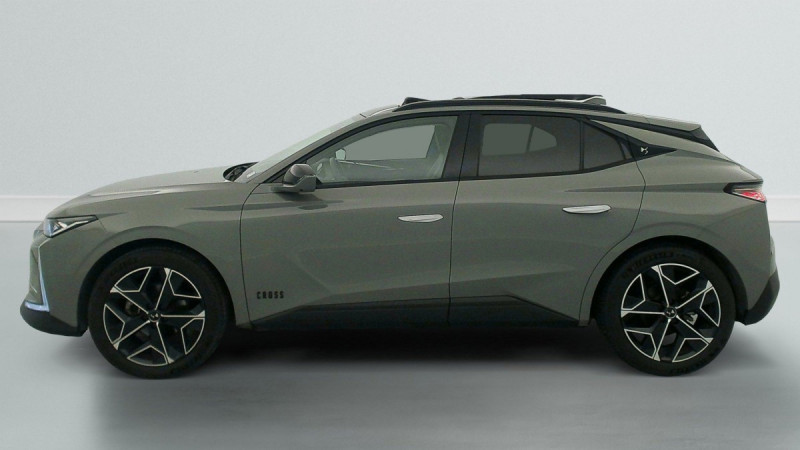 Photo 4 de l'offre de DS DS4 PureTech 130 EAT8 Cross Rivoli à 23638€ chez Carlyss automobiles Vitré