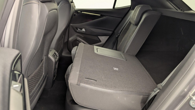 Photo 12 de l'offre de DS DS4 BlueHDi 130 EAT8 Etoile - Alcantara à 28264€ chez Carlyss automobiles Vitré