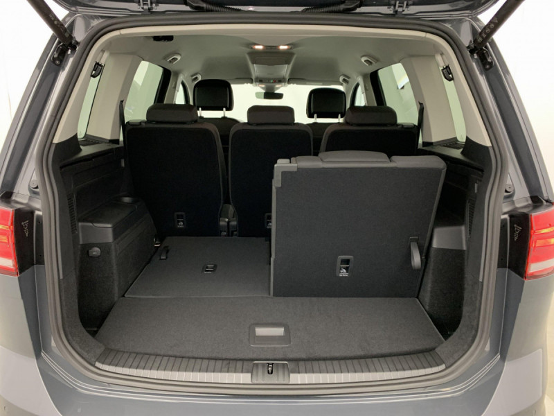 Photo 11 de l'offre de VOLKSWAGEN Touran 1.5 TSI EVO 150 DSG7 7pl VW Edition à 35998€ chez Carlyss automobiles Vitré